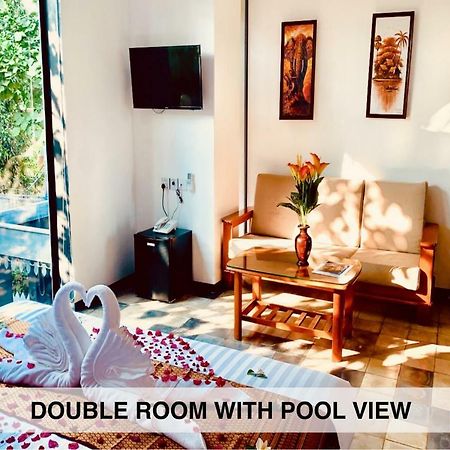 1004 Boutique Hotel シェムリアップ エクステリア 写真