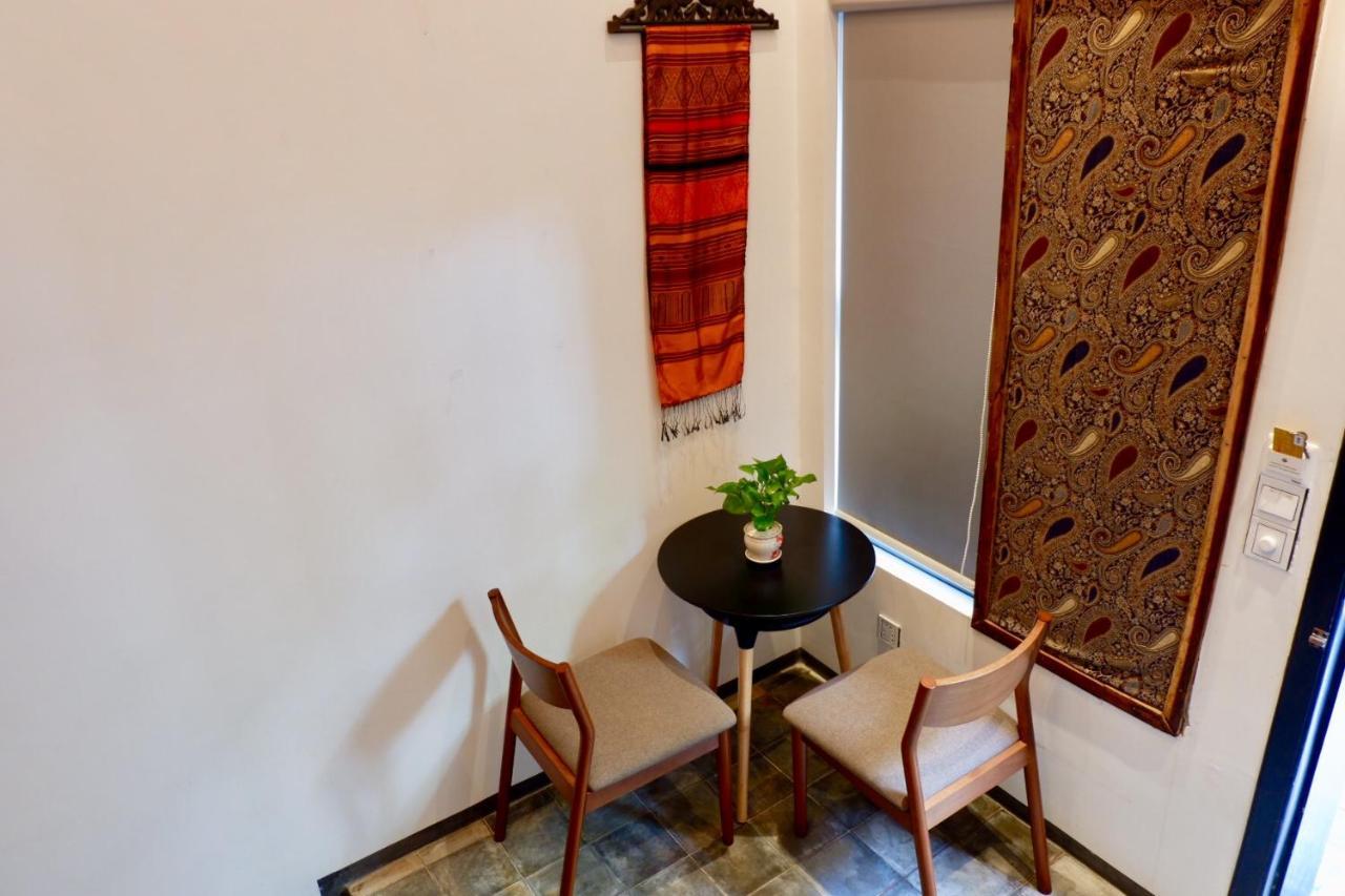 1004 Boutique Hotel シェムリアップ エクステリア 写真