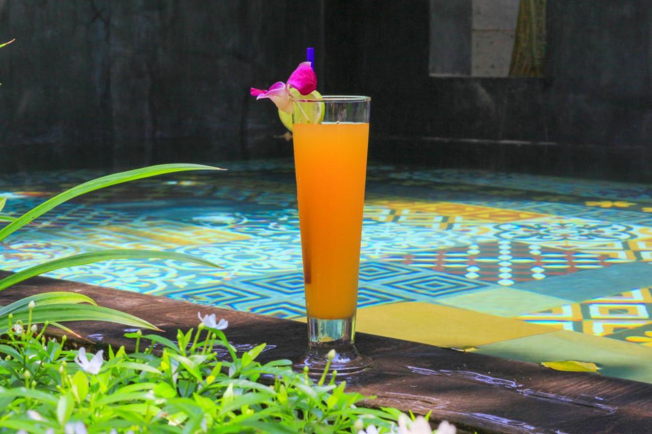 1004 Boutique Hotel シェムリアップ エクステリア 写真