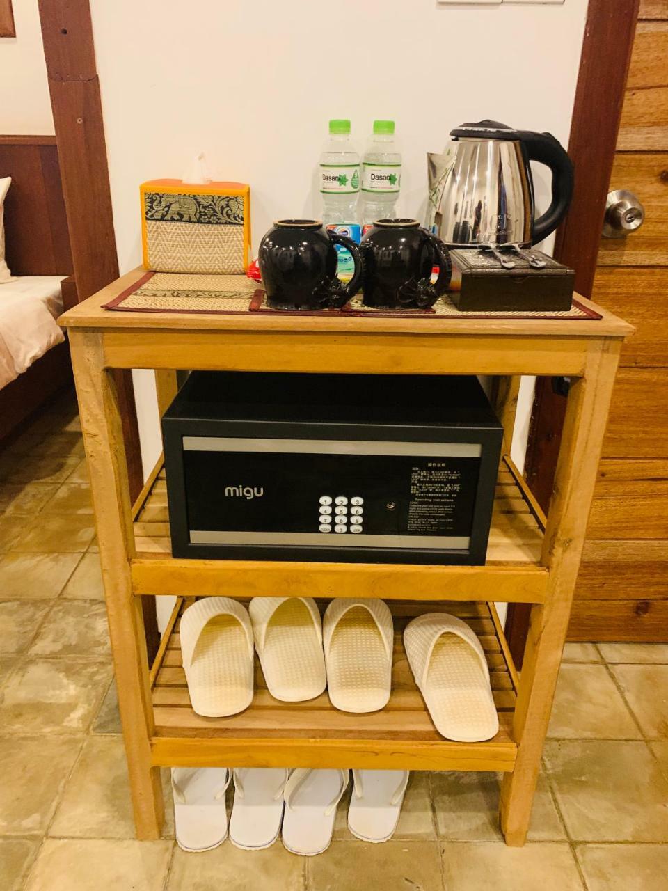 1004 Boutique Hotel シェムリアップ エクステリア 写真